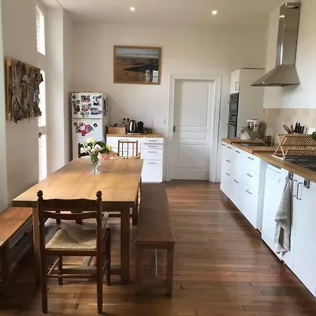 Agreable Maison Avec Jardin Nyaraló *